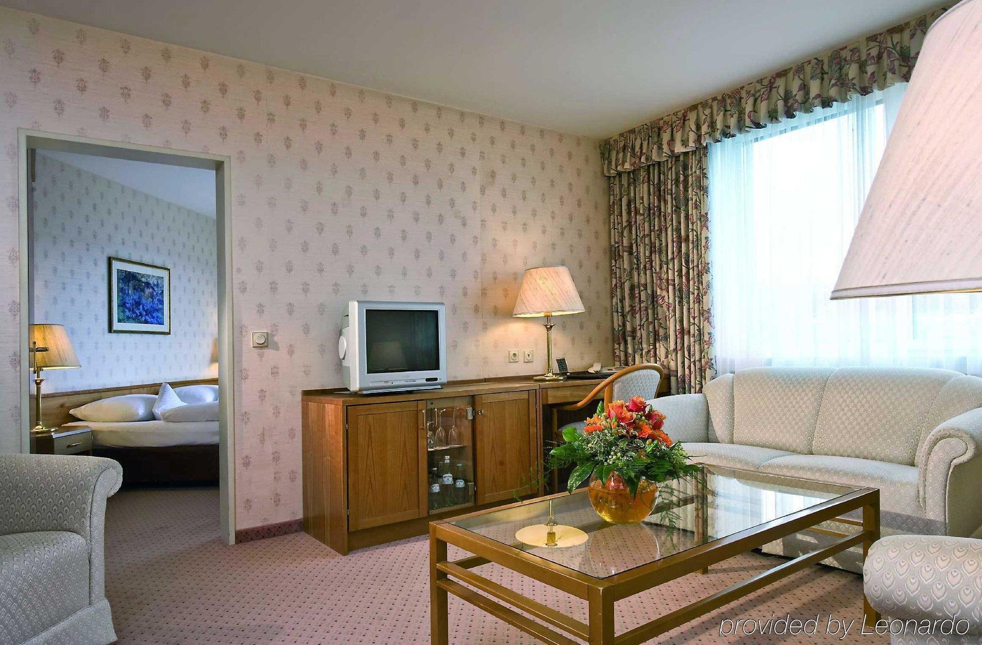 Maritim Hotel Stuttgart Room photo